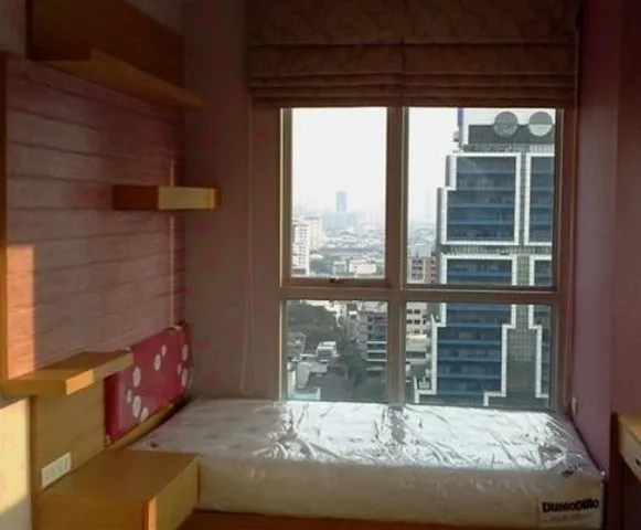 Life @ Sathorn 10 — photo 7