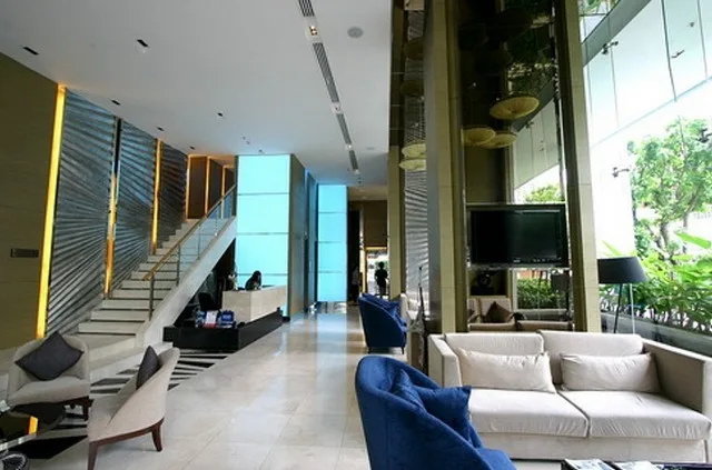 Life @ Sathorn 10 — photo 11