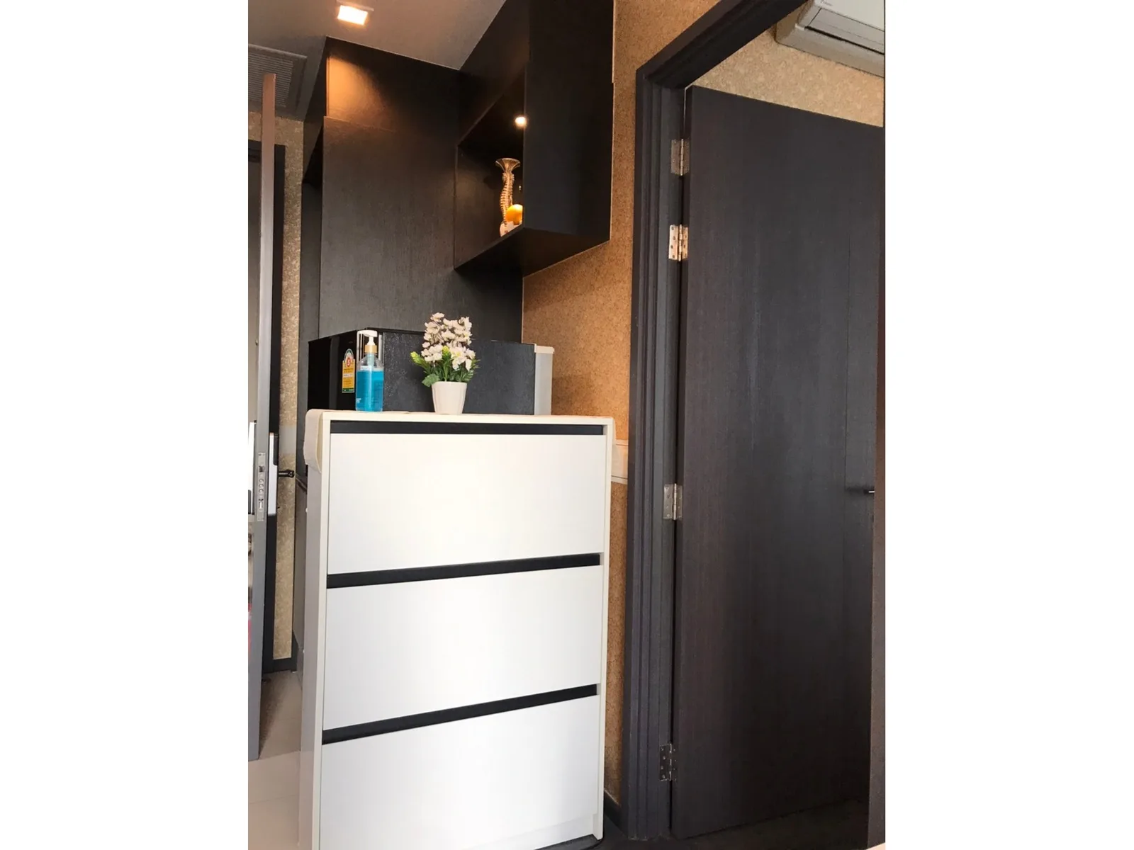 Edge Sukhumvit 23 — photo 8