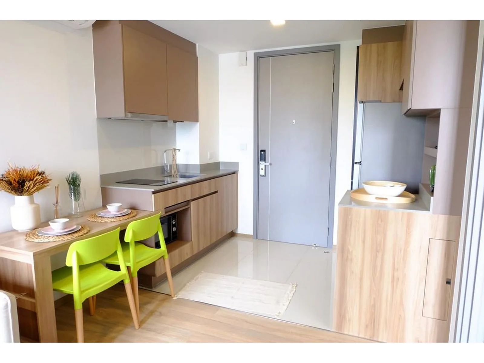 Taka Haus Ekamai 12 — photo 3