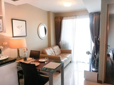 Le Cote Thonglor 8