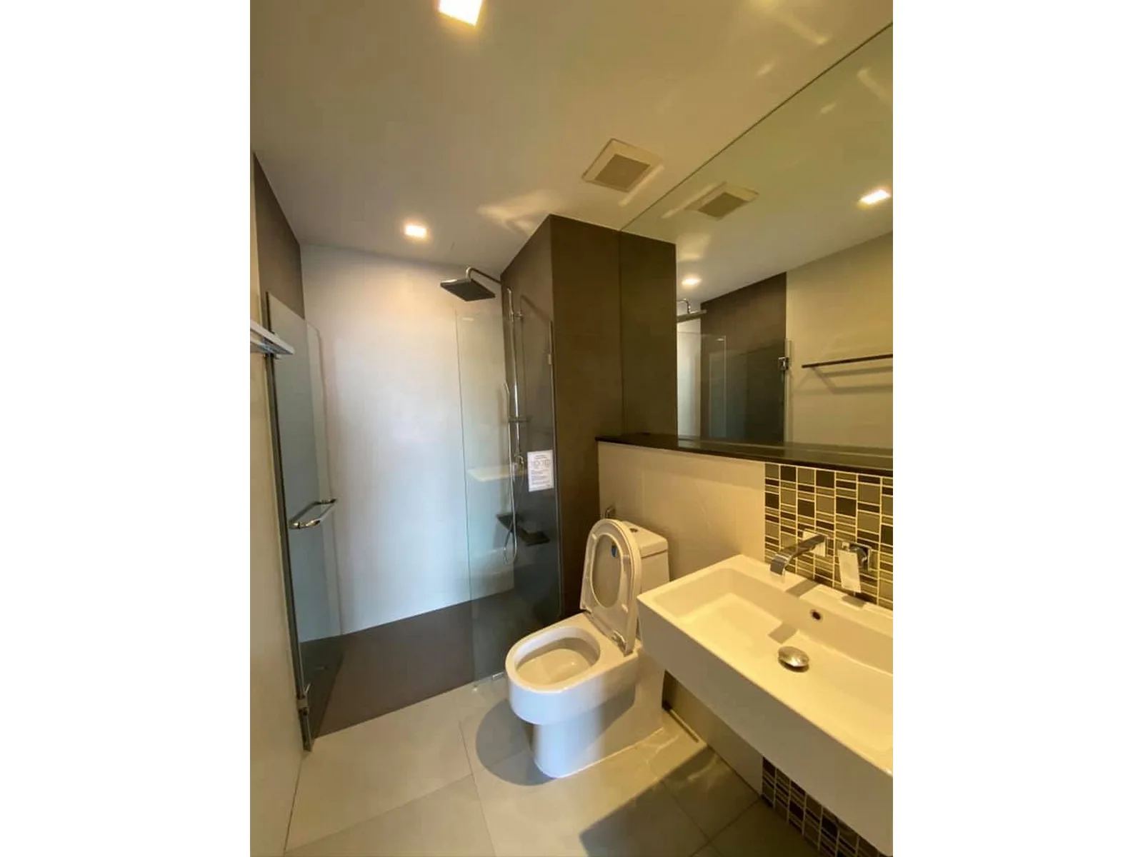 Urbano Absolute Sathon - Taksin — photo 9