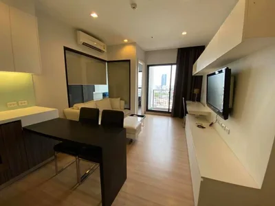 Urbano Absolute Sathon - Taksin