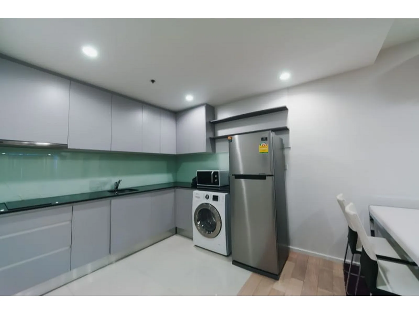 15 Sukhumvit Residences — photo 10