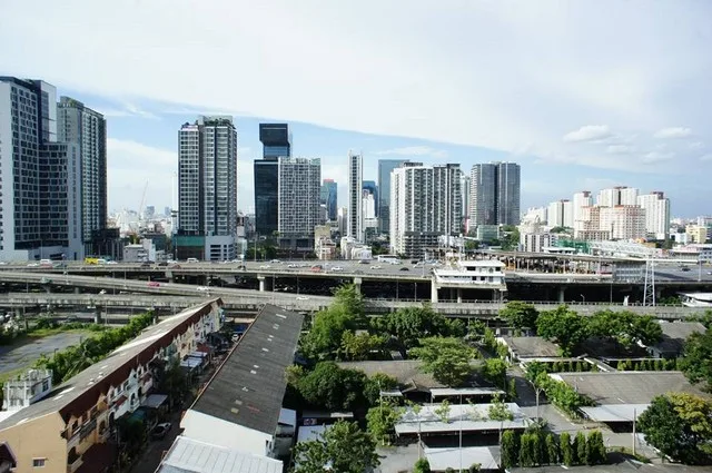 Life Asoke — photo 12
