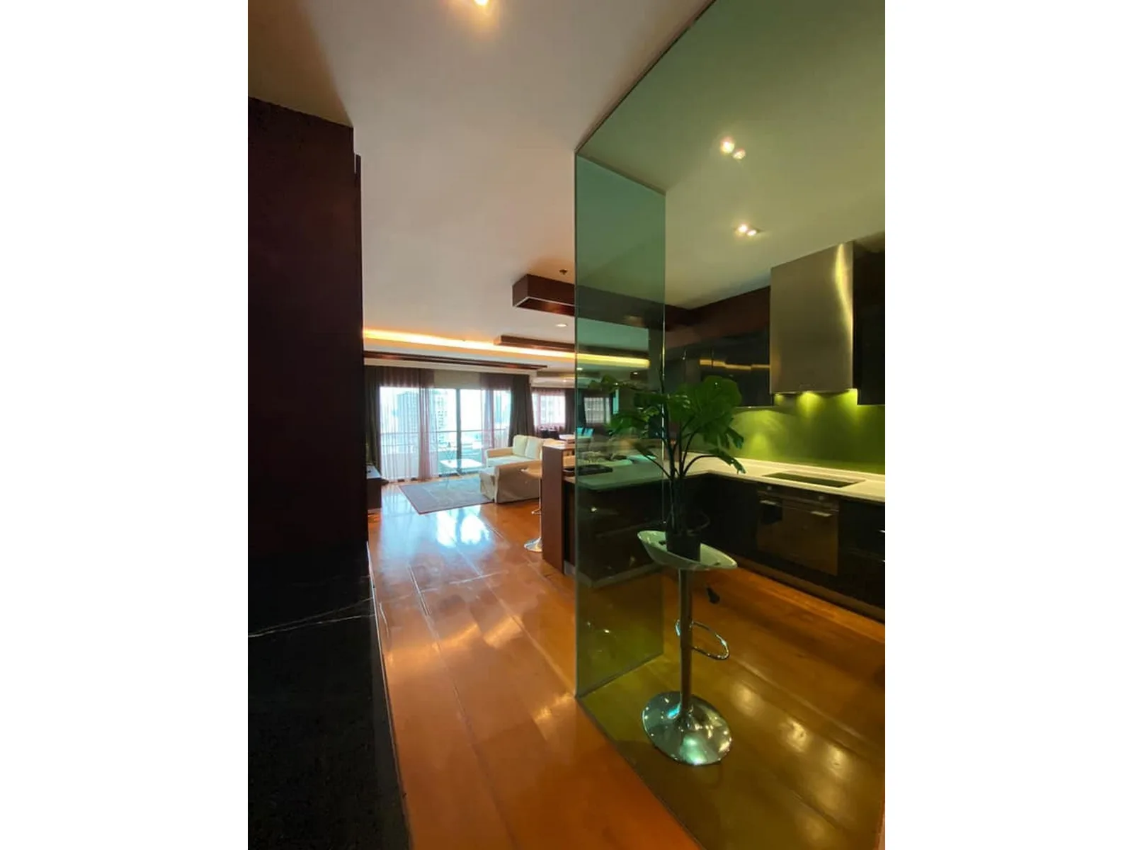 Sathorn Gardens — photo 8