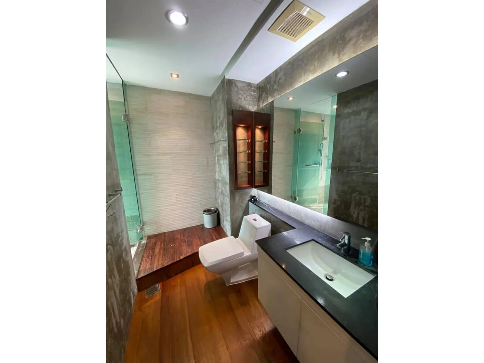 Sathorn Gardens — photo 10