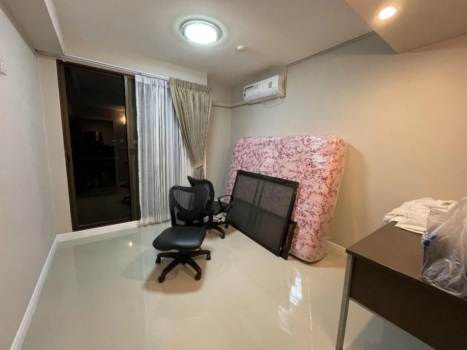 Supalai Oriental Place Sathorn - Suanplu — photo 2