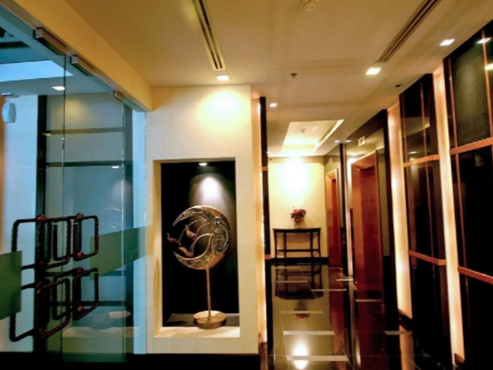 Ivy Sathorn 10 — photo 7