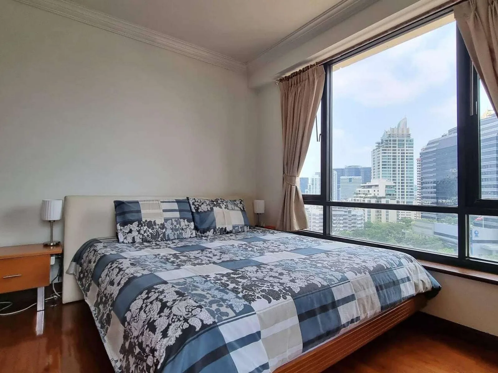 Baan Piya Sathorn — photo 3