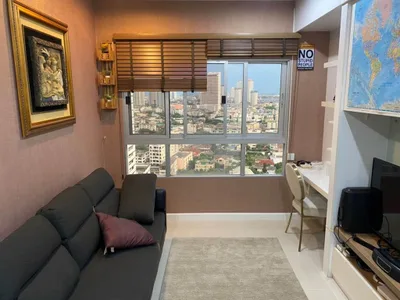 Q. House Condo Sathorn