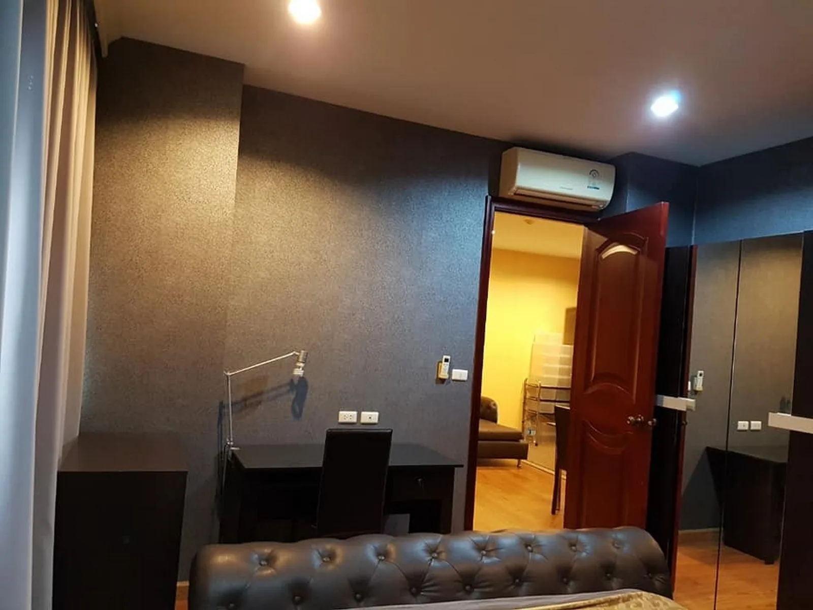Baan Klang Krung Siam - Pathumwan — photo 3
