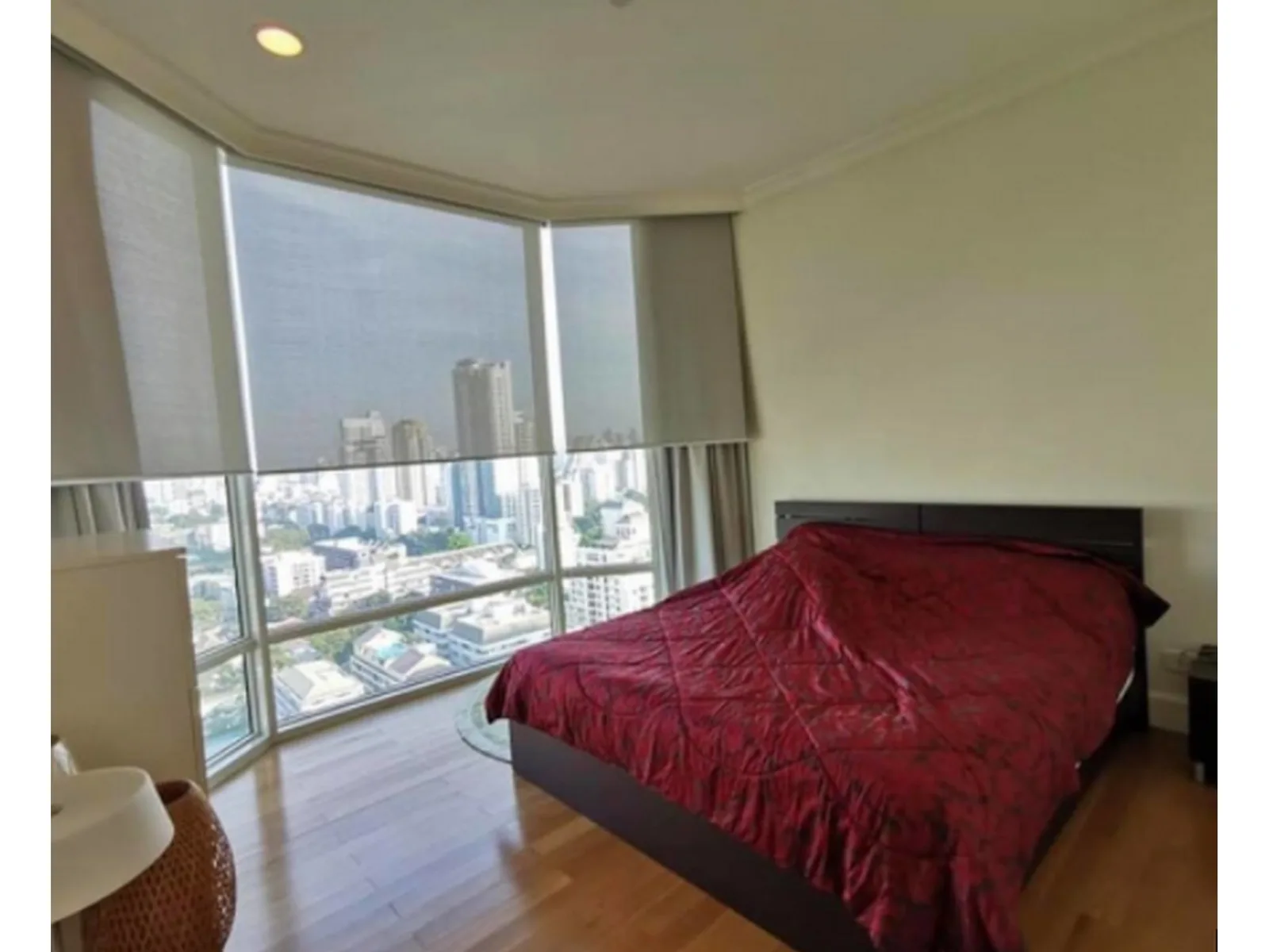 Royce Private Residences — photo 2