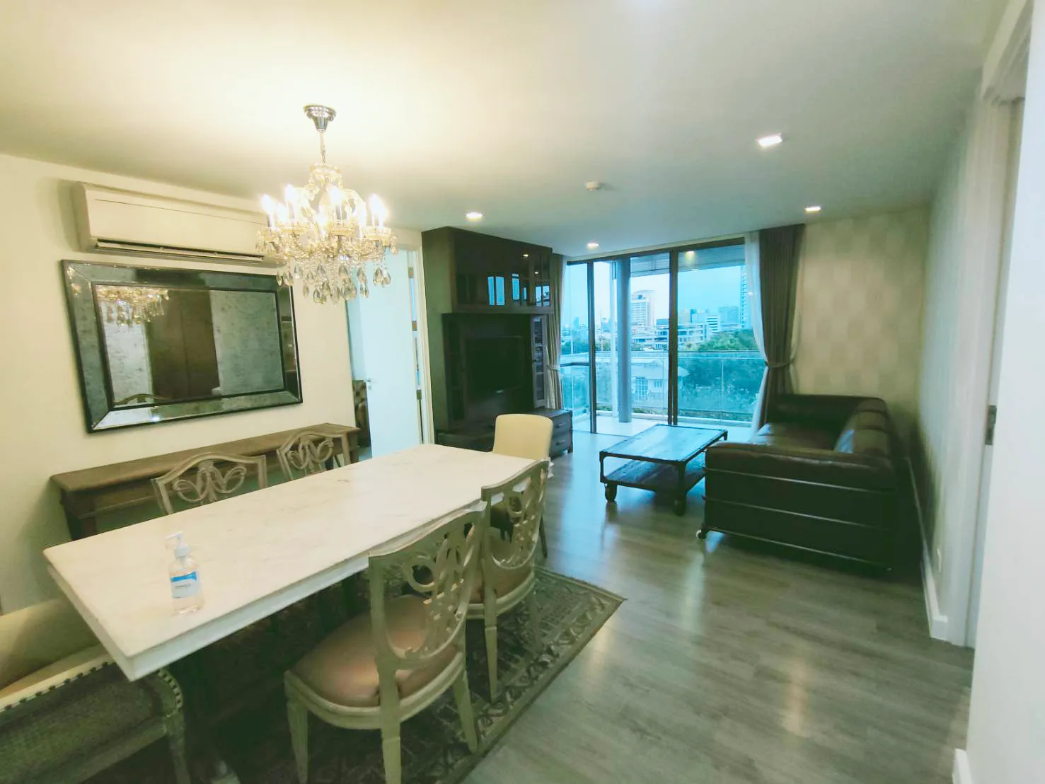 The Room Sukhumvit 40 — photo 1