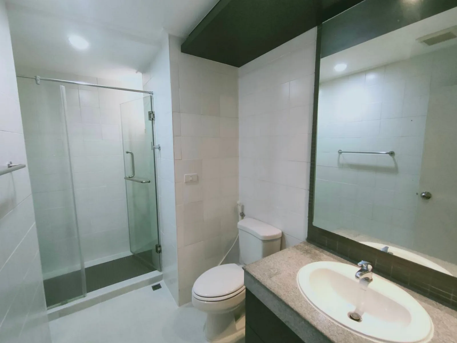 Krystal Court — photo 10