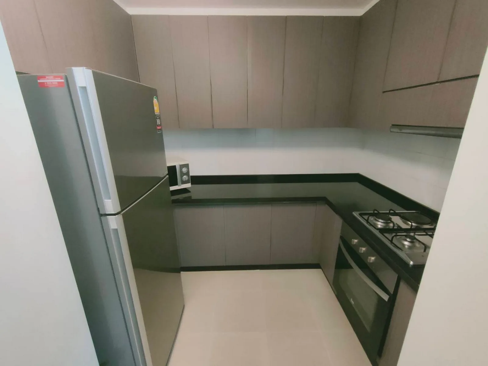 Krystal Court — photo 9