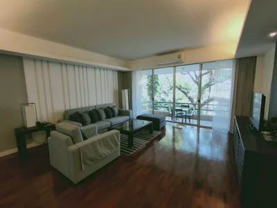 Krystal Court