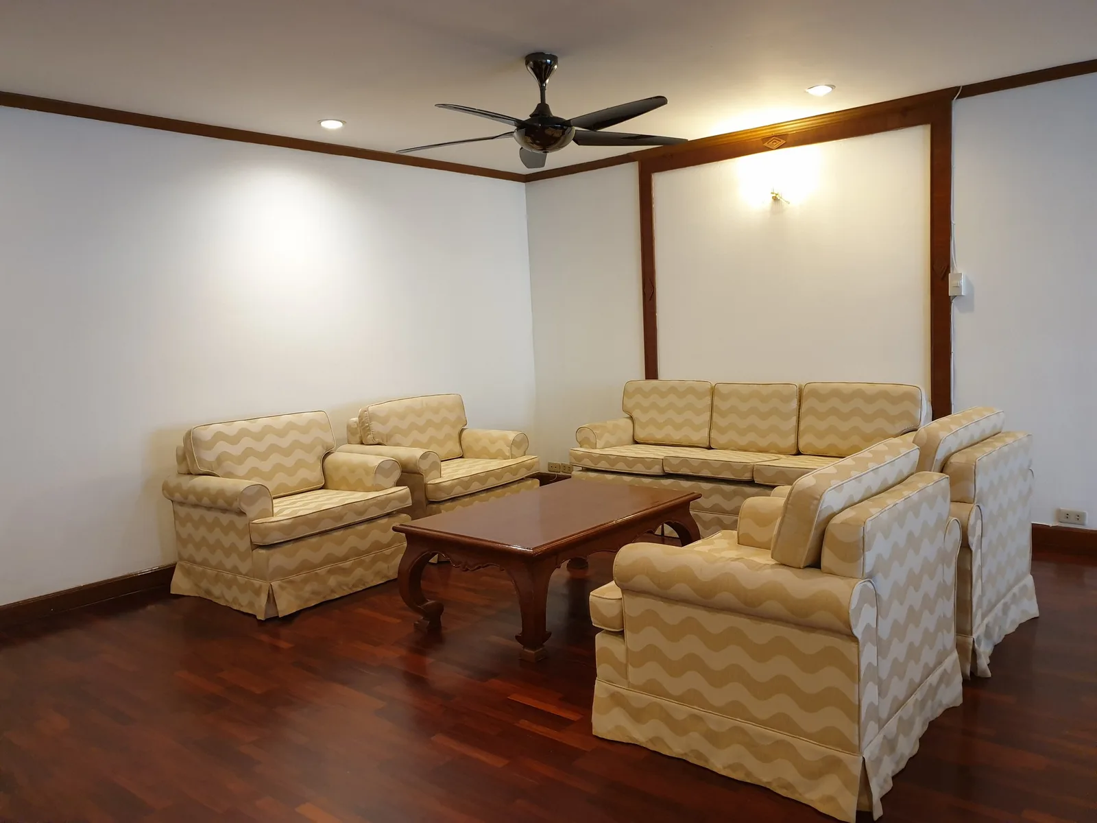 Sethiwan Residence — photo 1