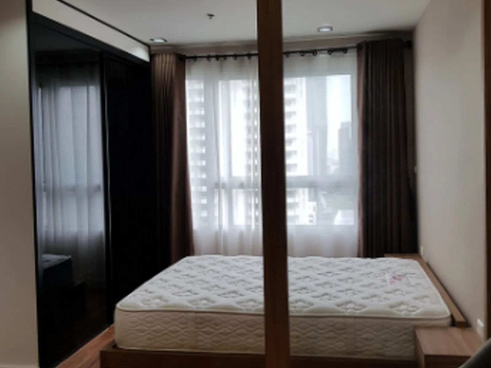 Condo One X Sukhumvit 26 — photo 4