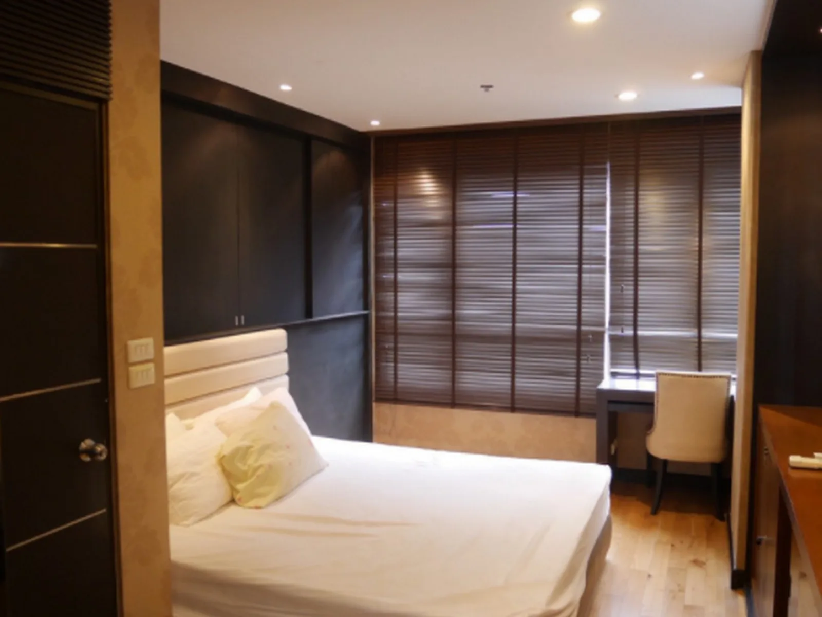 Condo One X Sukhumvit 26 — photo 6