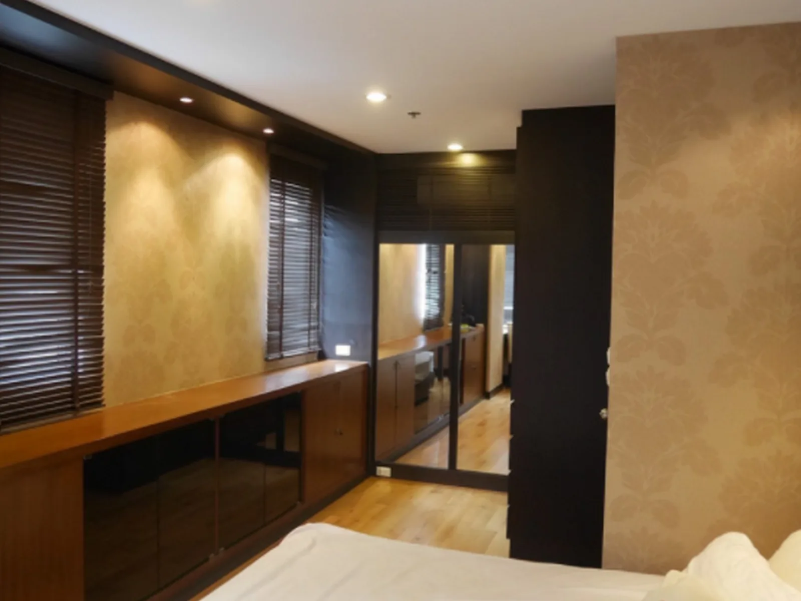 Condo One X Sukhumvit 26 — photo 7