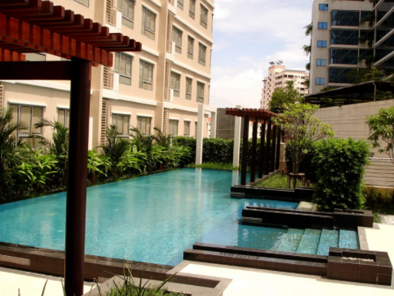 Condo One X Sukhumvit 26 — photo 2
