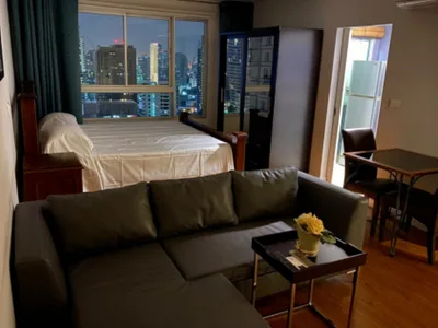 Condo One X Sukhumvit 26