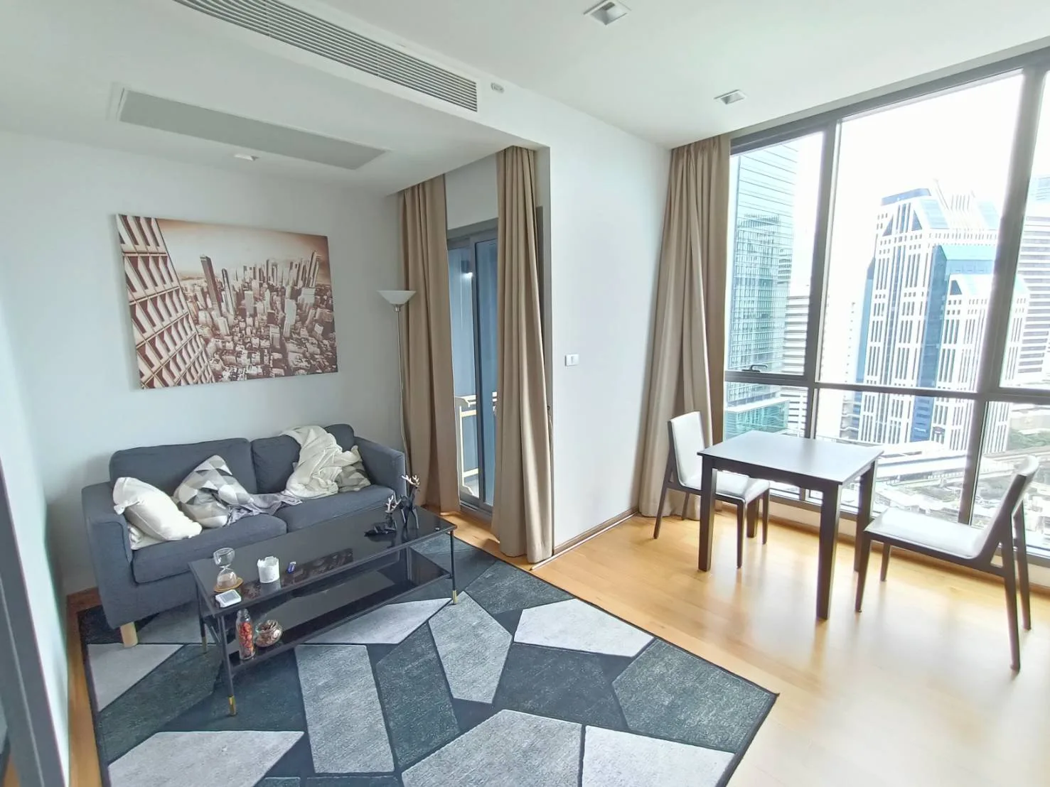 Hyde Sukhumvit 13 — photo 2