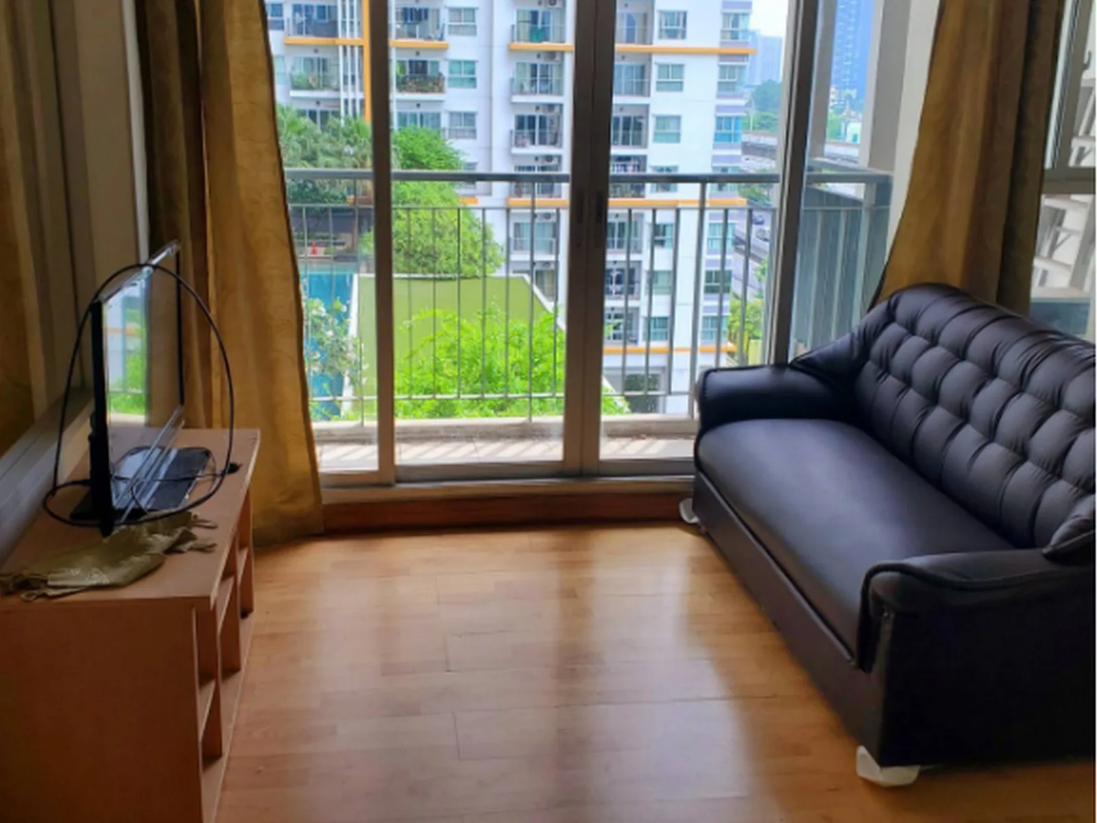 The Parkland Grand Taksin — photo 1