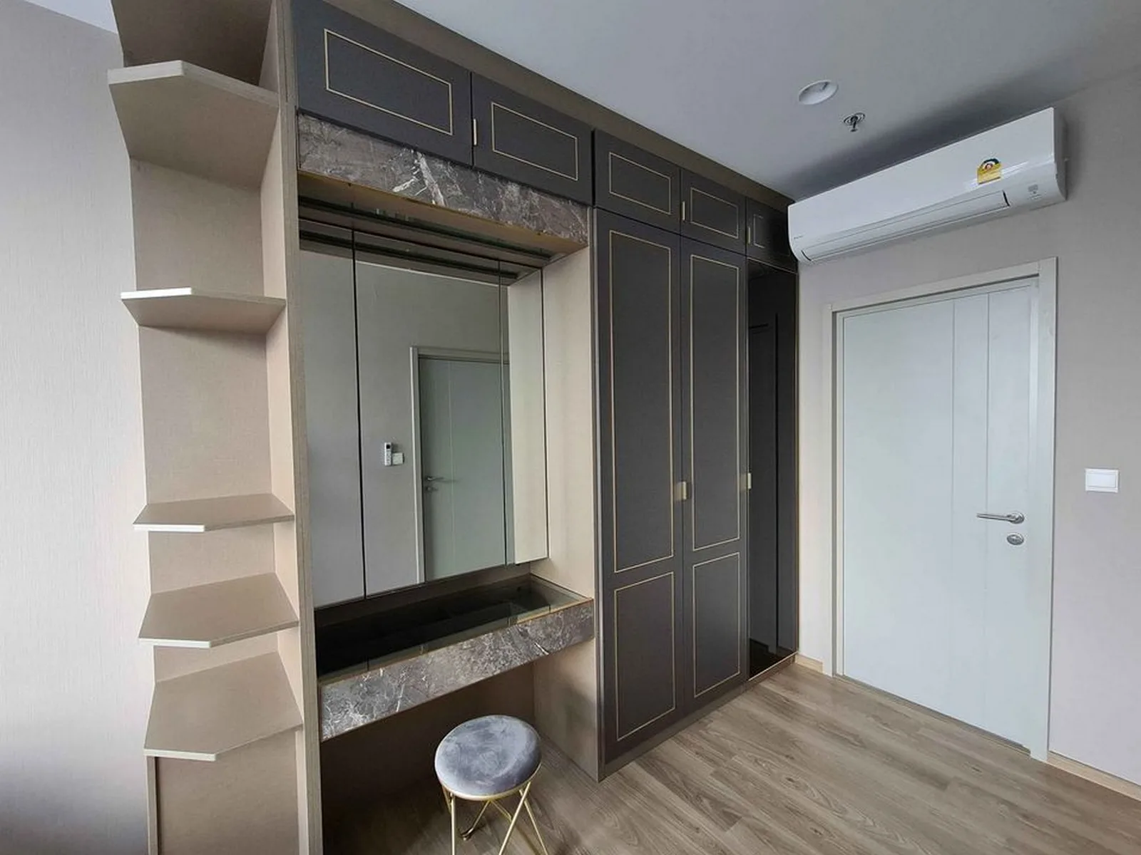 OKA HAUS Sukhumvit 36 — photo 3