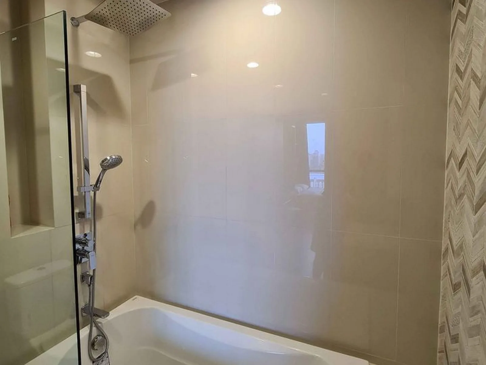 OKA HAUS Sukhumvit 36 — photo 9