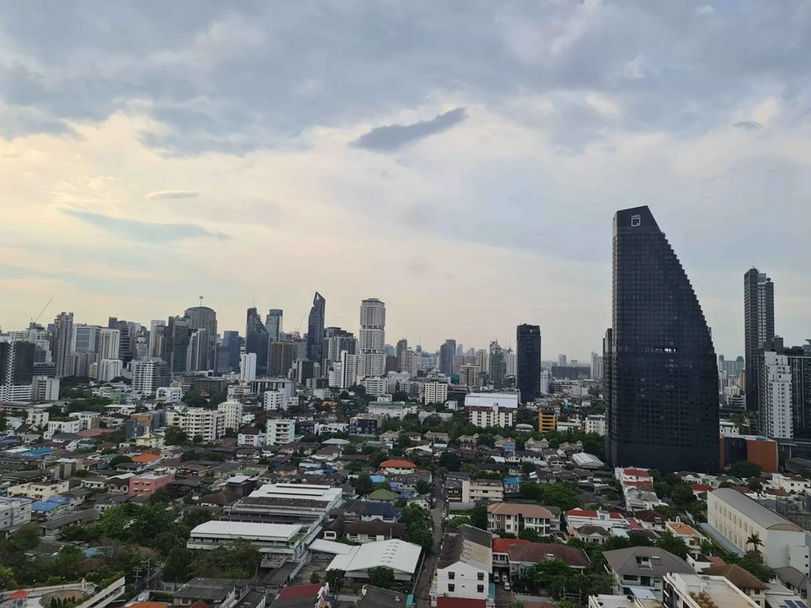 OKA HAUS Sukhumvit 36 — photo 10