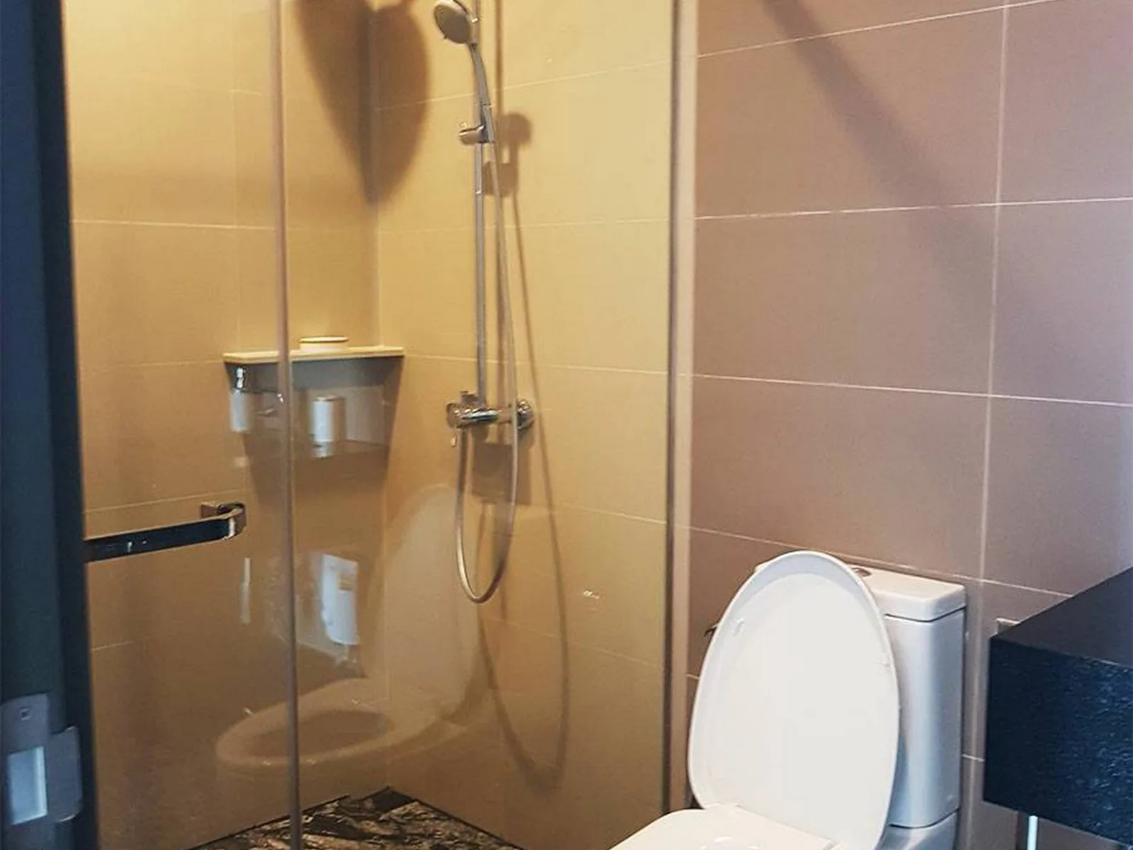 Edge Sukhumvit 23 — photo 11