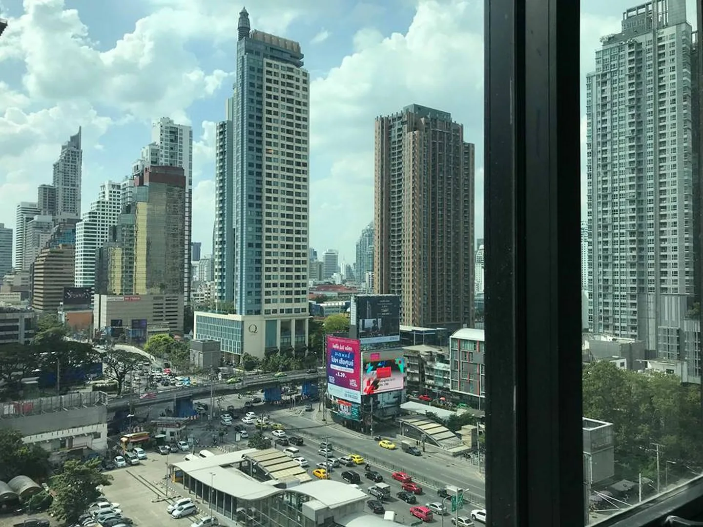 Life Asoke — photo 3