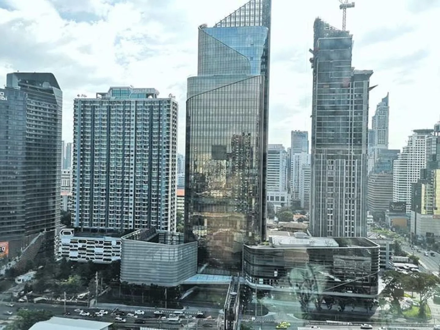 Life Asoke — photo 10