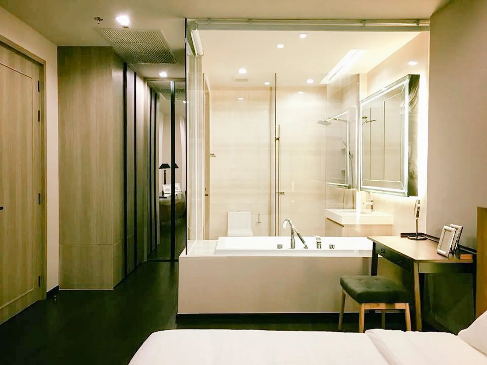 The Address Sukhumvit 28 — photo 2