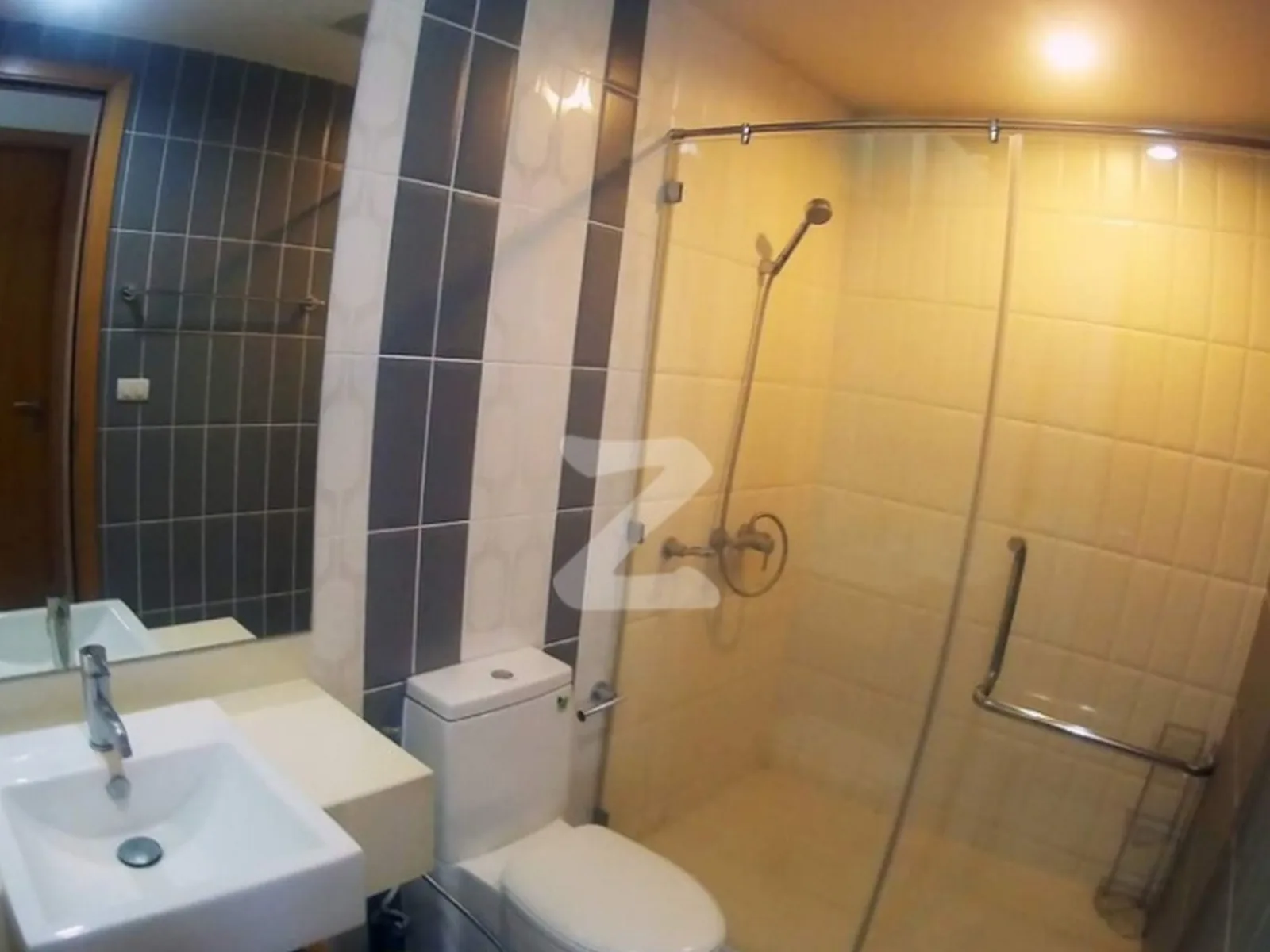 Circle Condominium — photo 7