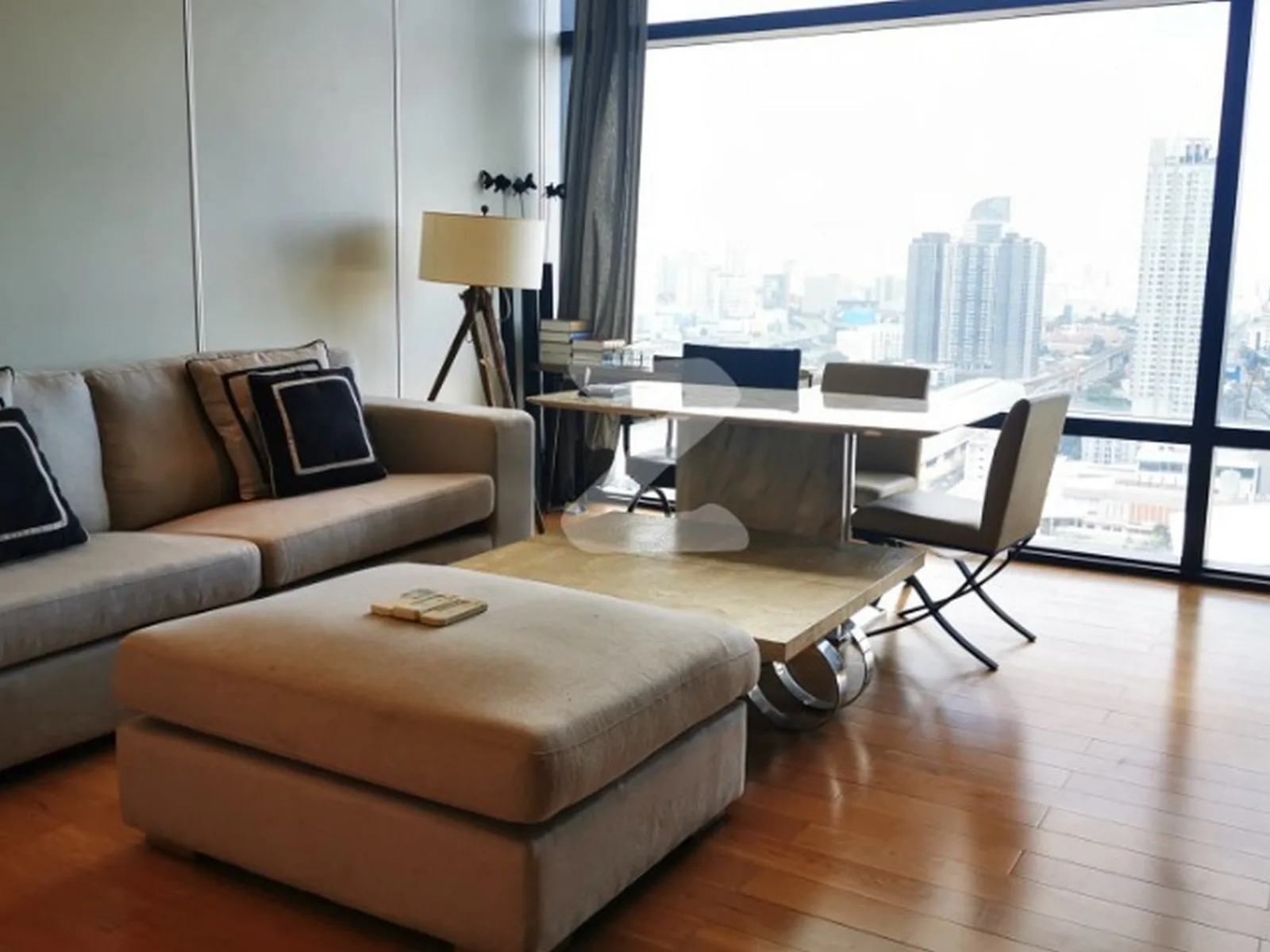 Circle Living Prototype — photo 2