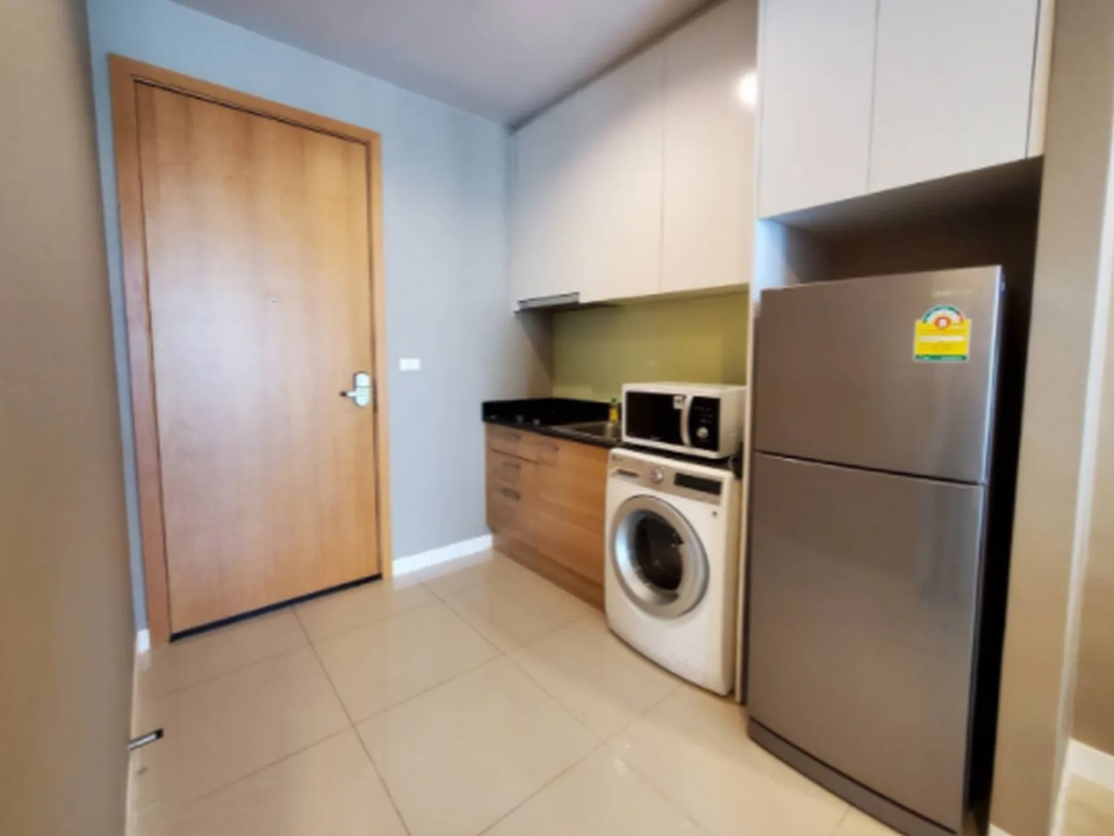 Circle Condominium — photo 7