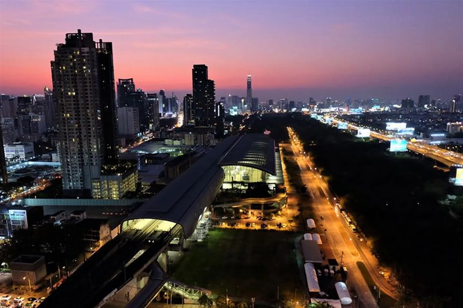 Life Asoke — photo 8