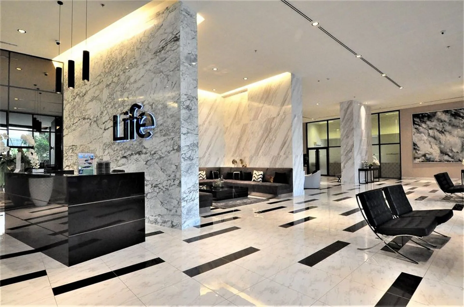 Life Asoke — photo 4