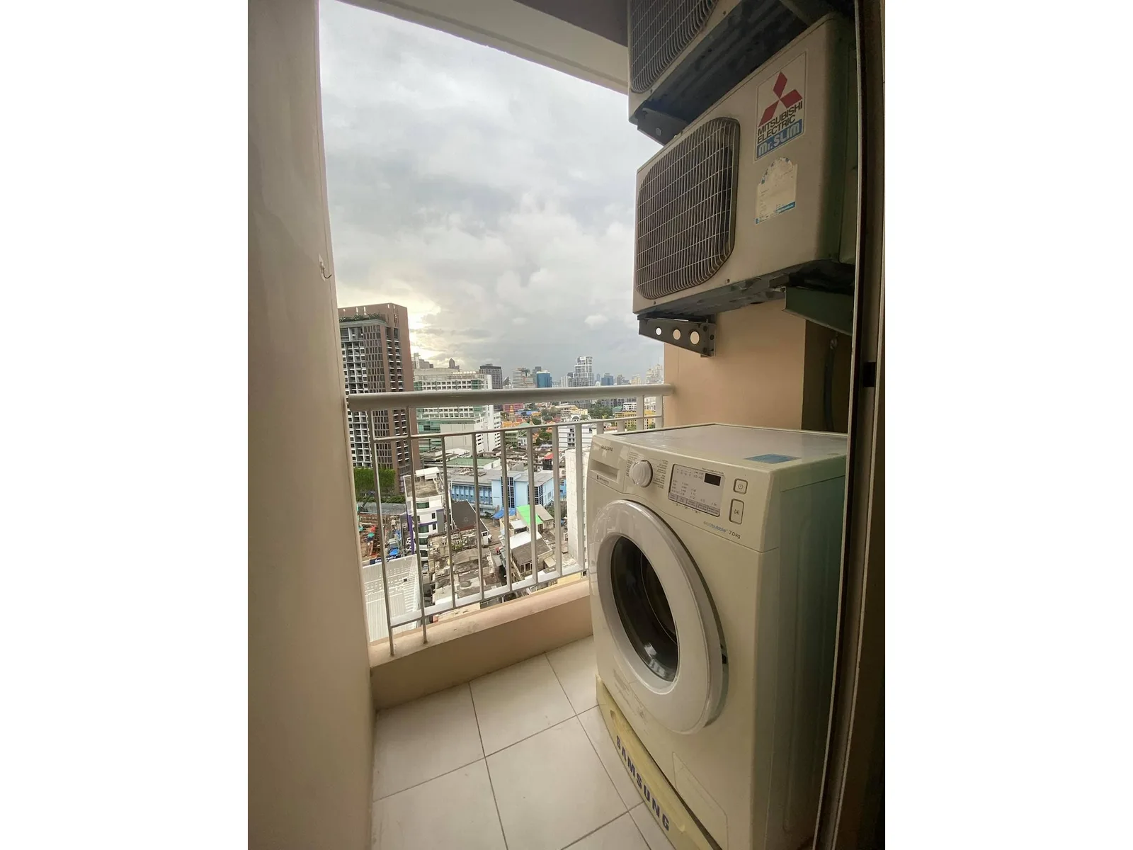 Life Sukhumvit 65 — photo 10