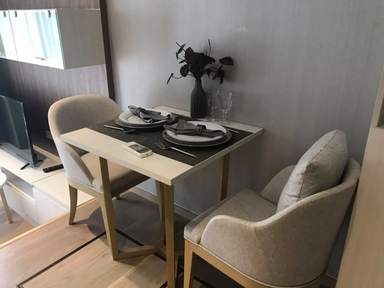 Runesu Thonglor 5 — photo 3