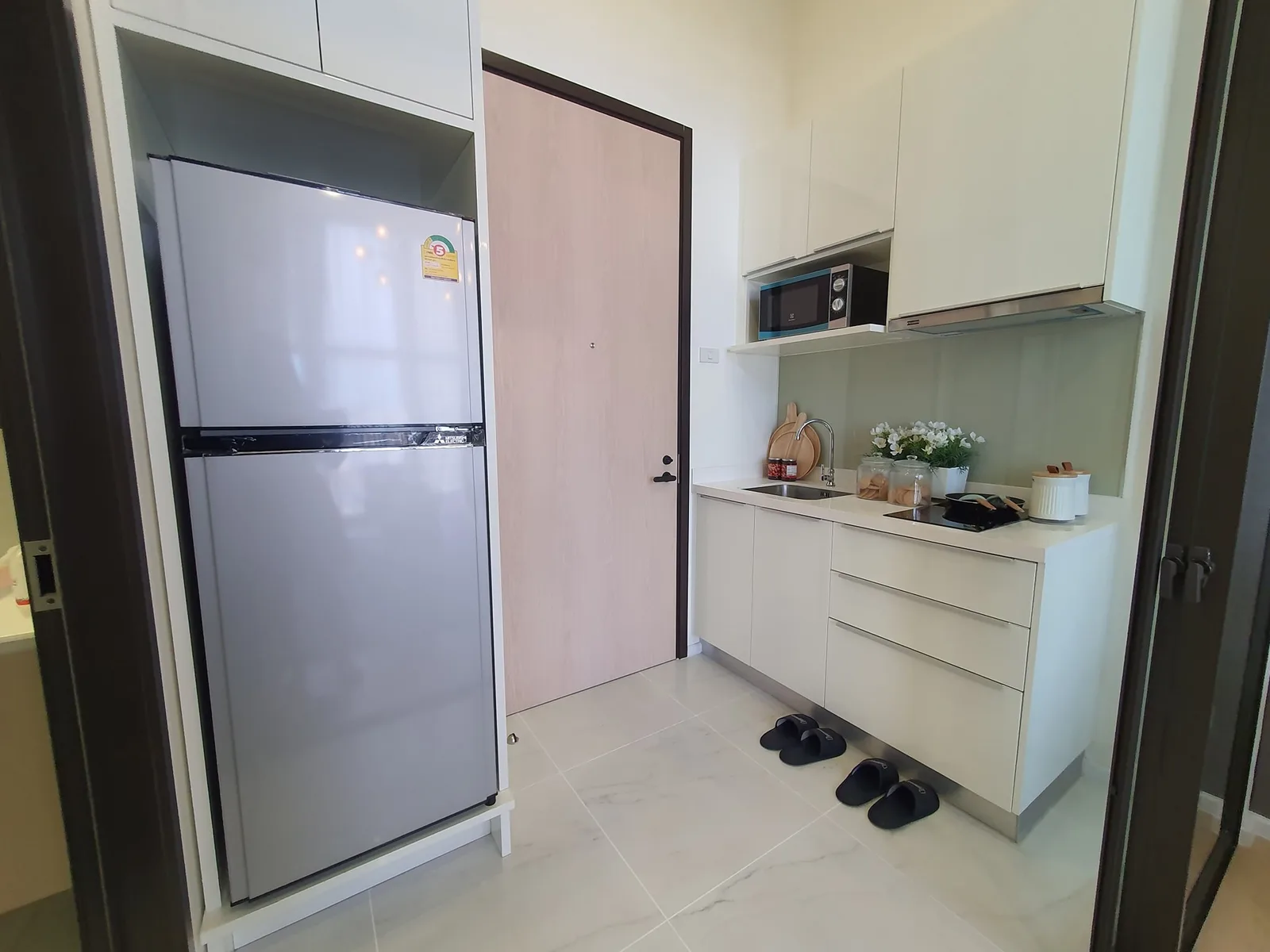 Chewathai Residence Asoke — photo 11