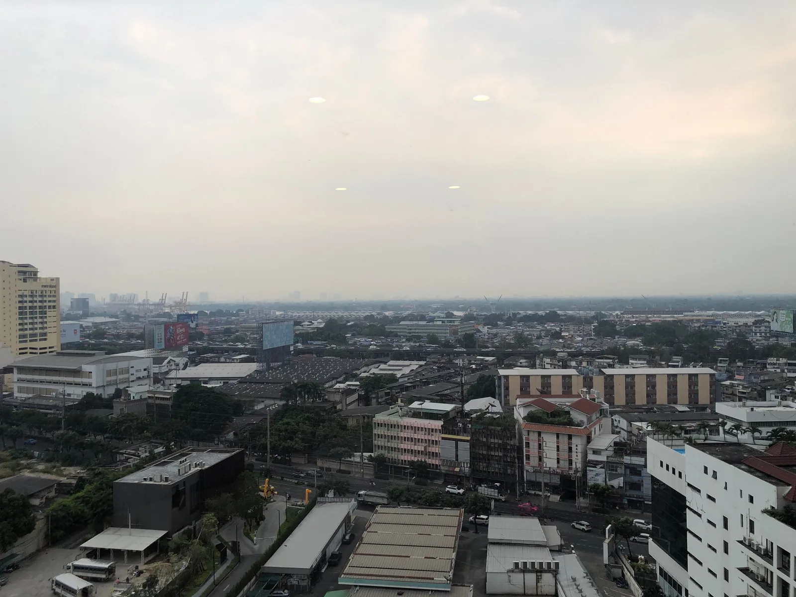 OKA HAUS Sukhumvit 36 — photo 13