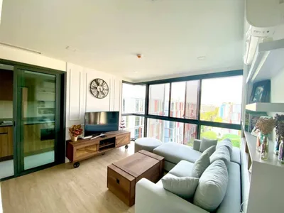 Taka Haus Ekamai 12