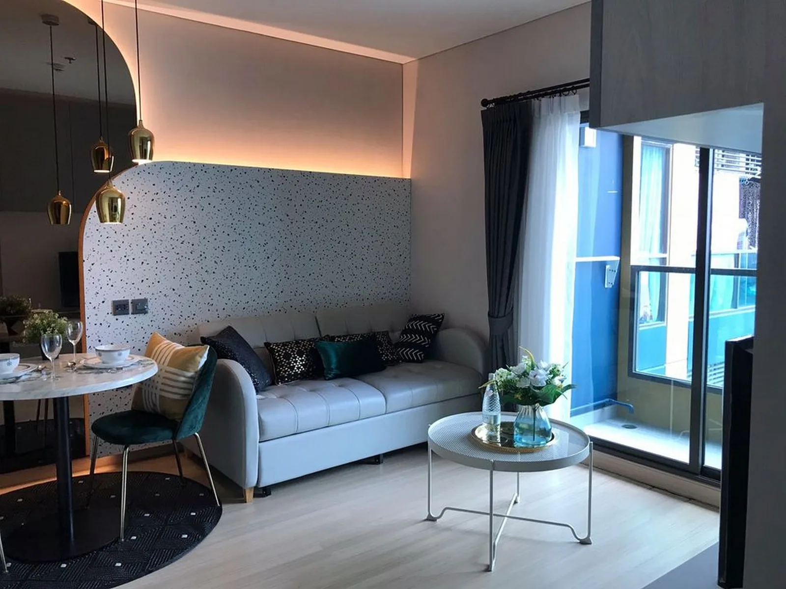 Lumpini Suite Phetchaburi - Makkasan — photo 1