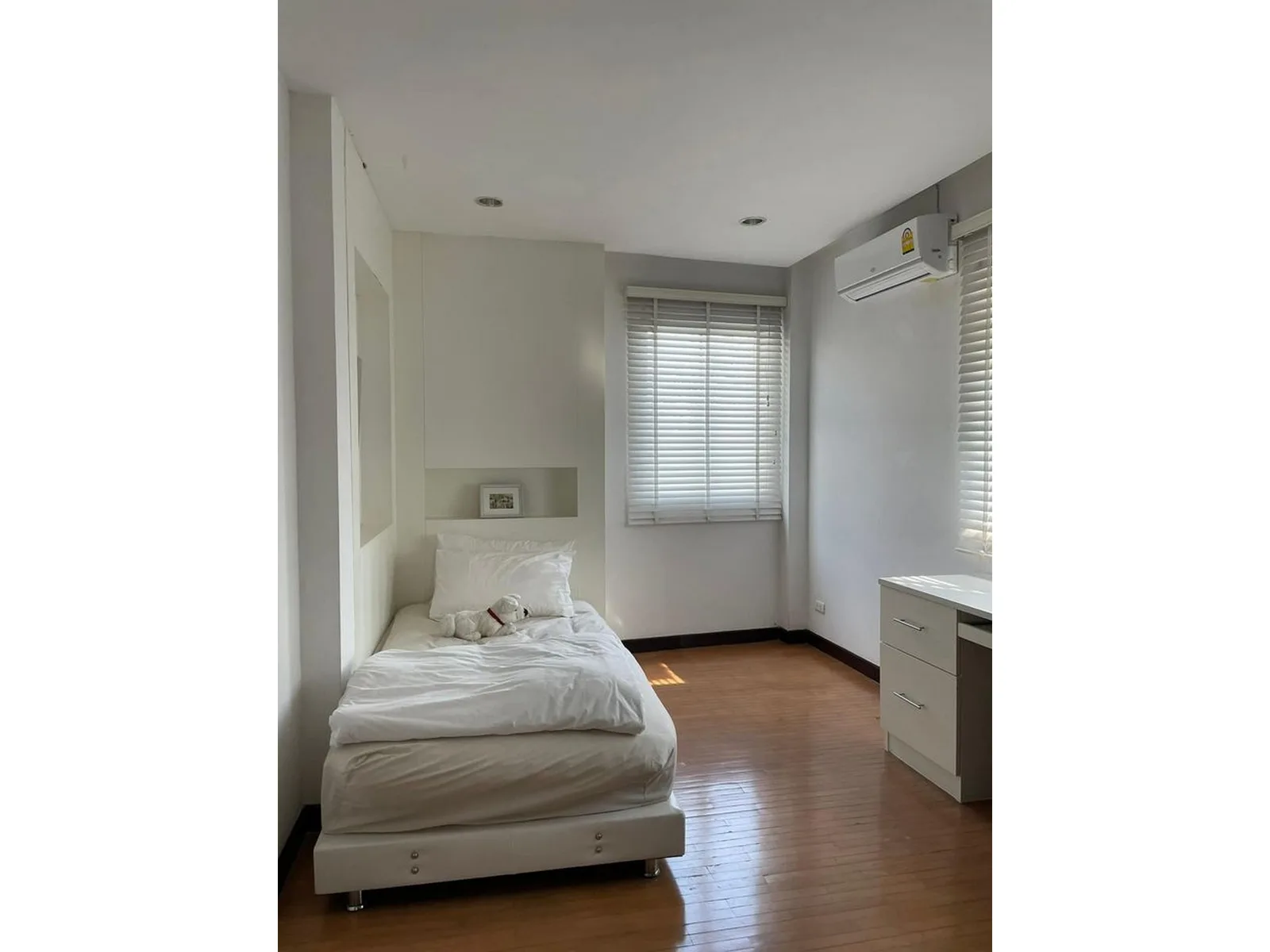Townhome — photo 12