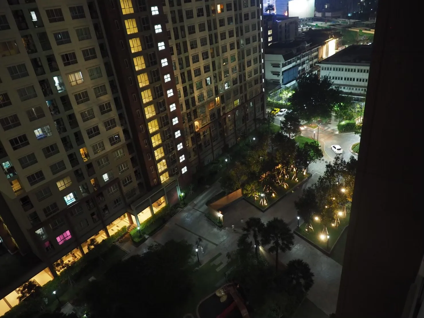 Lumpini Place Ratchayothin — photo 10
