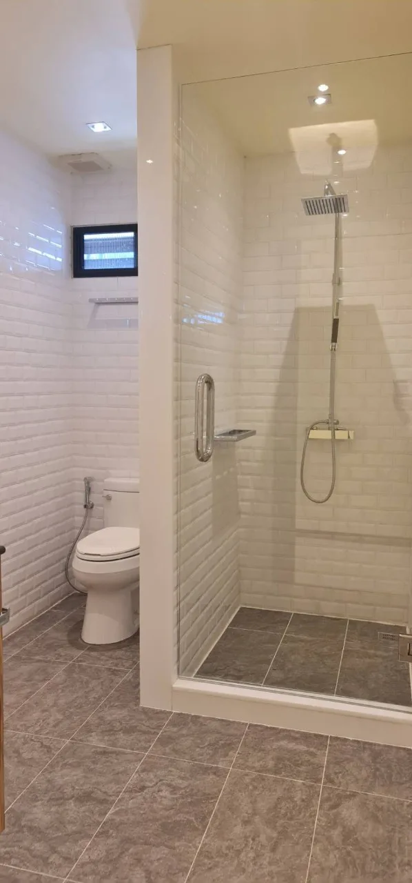 Penthouse Condominium — photo 15